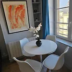 Le Petit Versaillais * فيرفاي