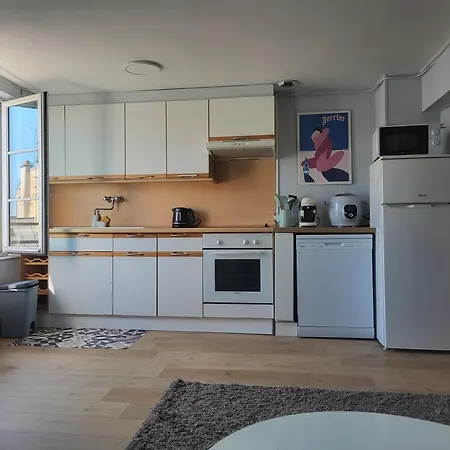 Le Petit Versaillais